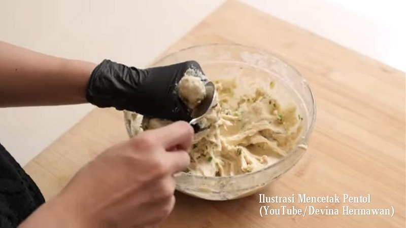 pembuatan pentol dos
