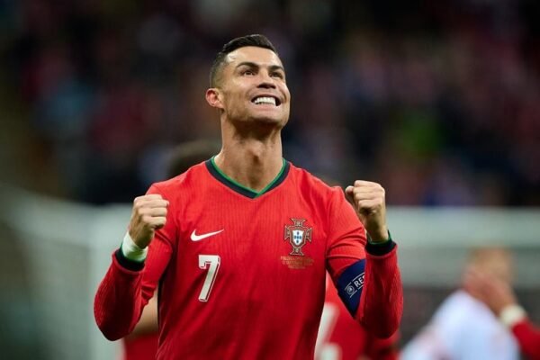 Cristiano Ronaldo Kena Skors 30 Hari dan Denda Setara Nilai Kerjanya Sekitar 50 Detik