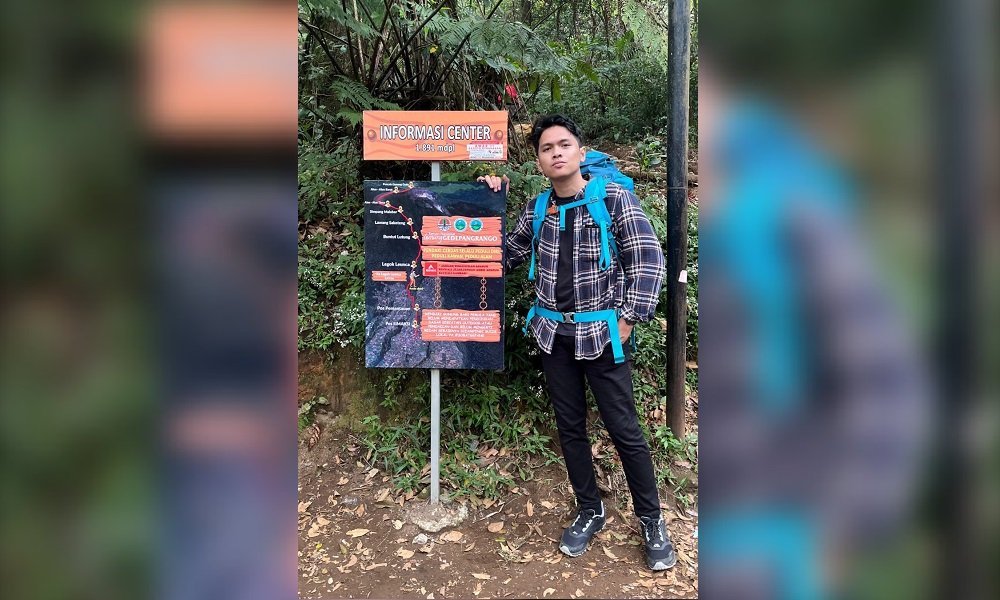 030-Zefanya Putra Cinero Siagian Zefanya Siagian, Wisudawan Termuda UB yang Sukses Raih Impian di Dunia Aviasi