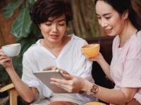 Alasan Orang Suka Meniru, Itu Tanda-Tanda Copycat Behaviour!