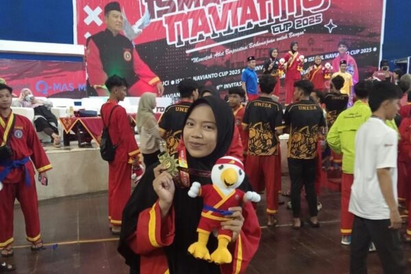 Avy Armada Aprilia Juarai Lomba Tapak Suci Kategori Dewasa Putri