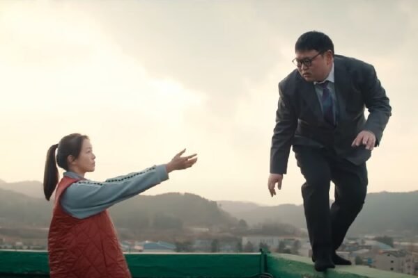 Film Misteri Korea ‘The Noisy Mansion’, Teror Suara Misterius di Apartemen