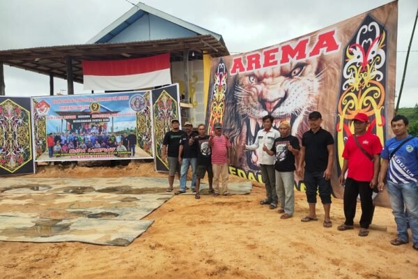 Arema Bangun Solidaritas dan Perdamaian di Tanah Borneo