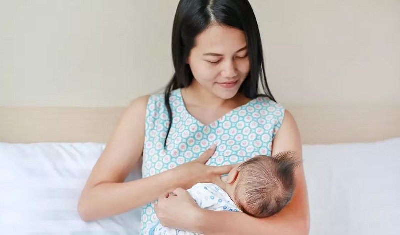 18 Makanan dan Minuman Agar ASI Kental dan Banyak, Bunda Wajib Tahu!