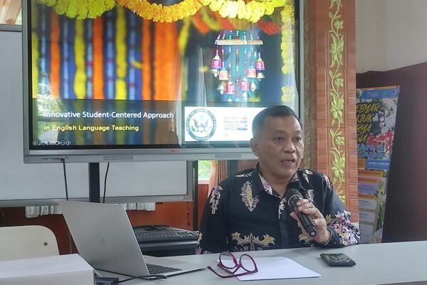 Lewat Teknologi Inovatif, Prof Daniel Ginting Kembangkan Kualitas Tenaga Pengajar Bahasa Inggris di Kota Malang