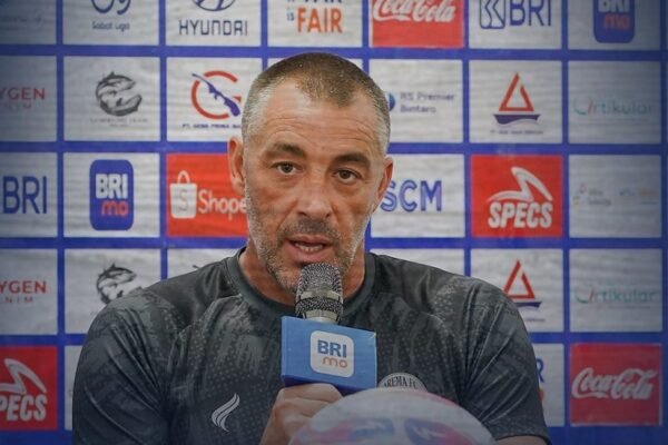 Arema FC Siap Hadapi Malut United, Ze Gomes Percaya pada Skuadnya
