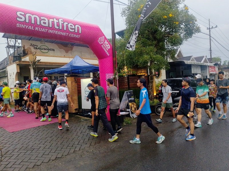 124-Peserta Runmadhan Semangat di Tengah Gerimis, Runmadhan Senja 5K di Omah Mantri Berlangsung Meriah
