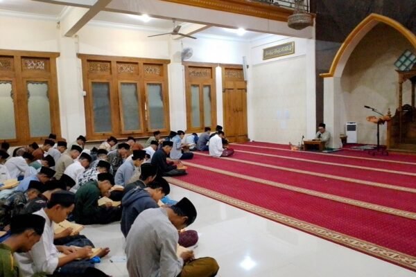 Pondok Pesantren Sunan Kalijogo Gelar Khotmil Ngaji Kilatan Ramadan