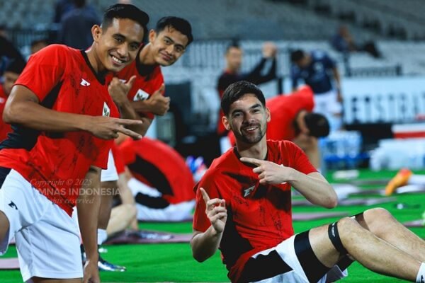 Patrick Kluivert Gembira Pimpin Latihan Perdana Timnas Indonesia
