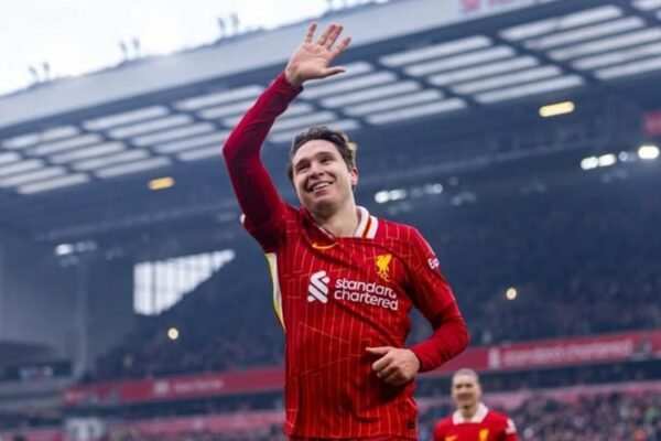 Federico Chiesa Sulit Dapat Menit Bermain, Bakal Dilepas Liverpool ke Napoli?