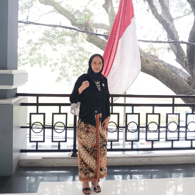 Tinik Wijayanti Angkat Isu Emansipasi Hingga KDRT Pada Hari Kartini