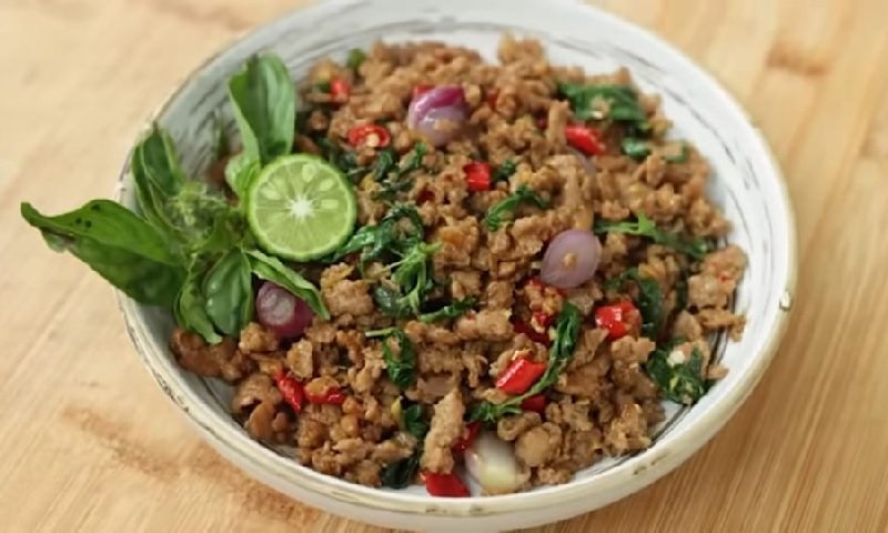 Sarapan Sehat dan Praktis! Resep Ayam Cincang Kemangi Gurih Manis