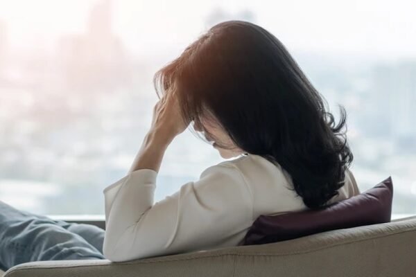 Menopause Dini, Sinyal Risiko Demensia?