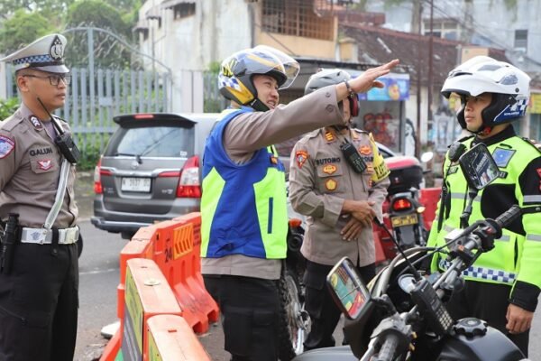 Kapolresta Malang Kota Intensif Monitoring Jalur Balik Pemudik Untuk Antisipasi Kemacetan dan Kecelakaan