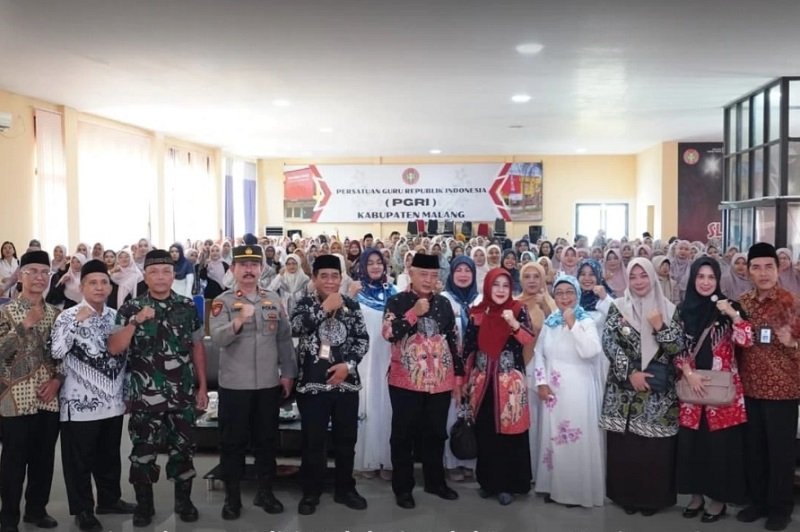 Bupati Sanusi Hadiri Halal Bihalal PKG PAUD Gemilang Kecamatan Kepanjen