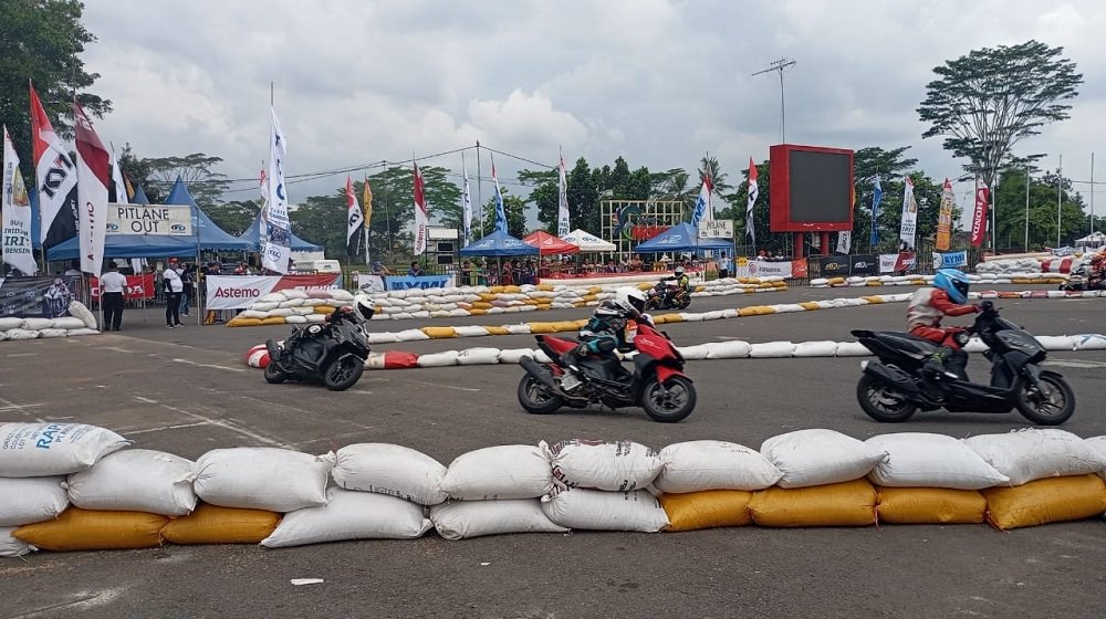 Honda Dream Cup 2025 Perdana di Malang Sukses Jadi Ajang Balap Ratusan Starter