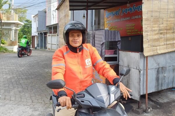Alternatif Part Time Job Mahasiswa yang Fleksibel Tanpa Ganggu Kuliah, Jadi Ojol Solusinya
