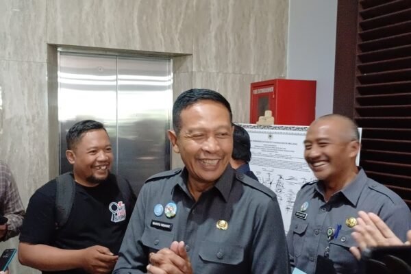 Rapat Paripurna DPRD Kota Malang Bahas RPJMD 2025-2029, Wali Kota Malang Tekankan Sinkronisasi Visi Misi