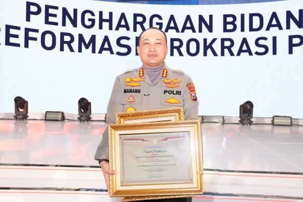 Kado Terindah, Jelang Hari Bhayangkara ke-79, Polresta Malang Kota Raih Tiga Penghargaan dari Kapolri dan Kemenpan RB