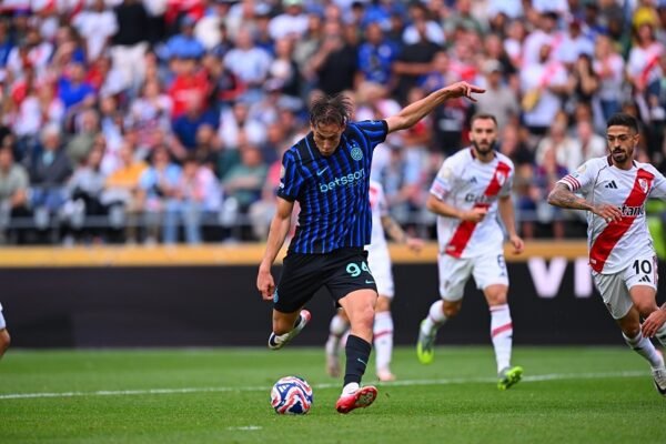 Menang 2-0 atas River Plate, Inter Milan Melaju ke 16 Besar