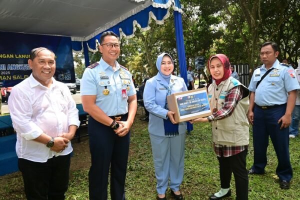 Peringati Hari Bakti TNI AU ke-78, Malang Tahes Club dan Lanud Abd Saleh Gelar Bakti Sosial
