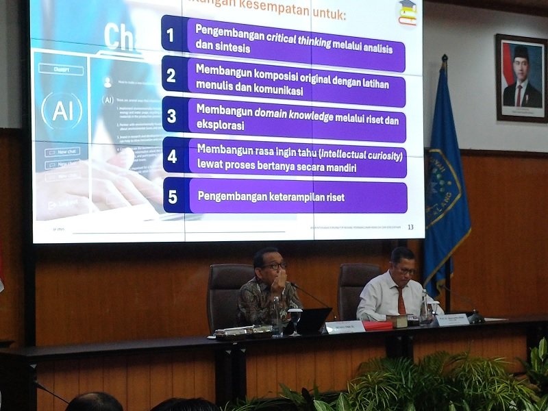 Transformasi Pendidikan di Era AI: Menko PMK Ajak Kampus Melek Hadapi Disrupsi Teknologi