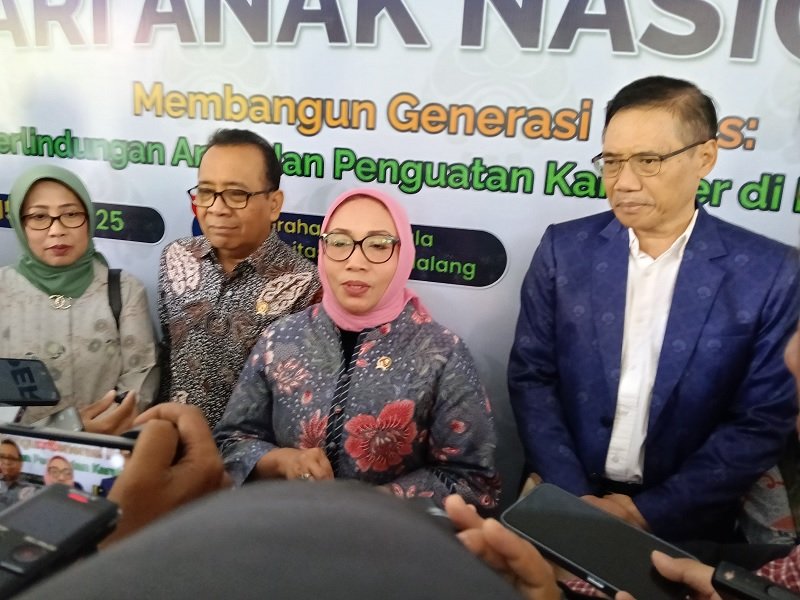 Dua Menteri Hadiri Seminar Hari Anak Nasional 2025 di UM, Soroti Kekerasan Anak dan Pengaruh Gadget