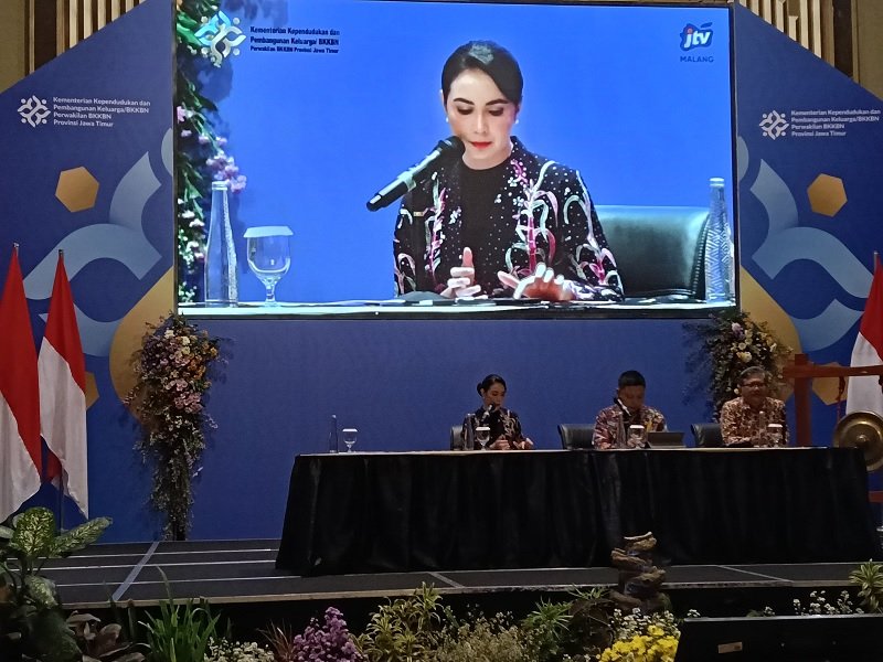 BKKBN Jatim Bahas Strategi Quick Win untuk Indonesia Emas 2045, Arumi Soroti Tantangan Kultural