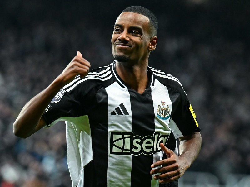 Alexander Isak Kecewa Newcastle Tolak Tawaran Liverpool