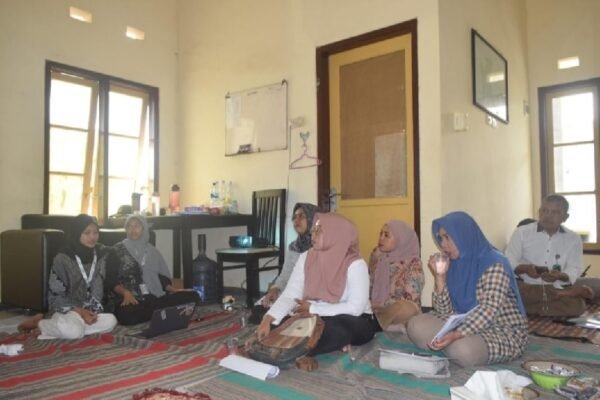 Dosen UB Beri Pelatihan Branding Digital di Jember