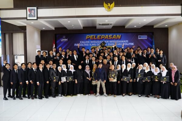 Prodi Komunikasi UMM Lepas 186 Calon Wisudawan, Cetak Lulusan Ulet dan Kreatif