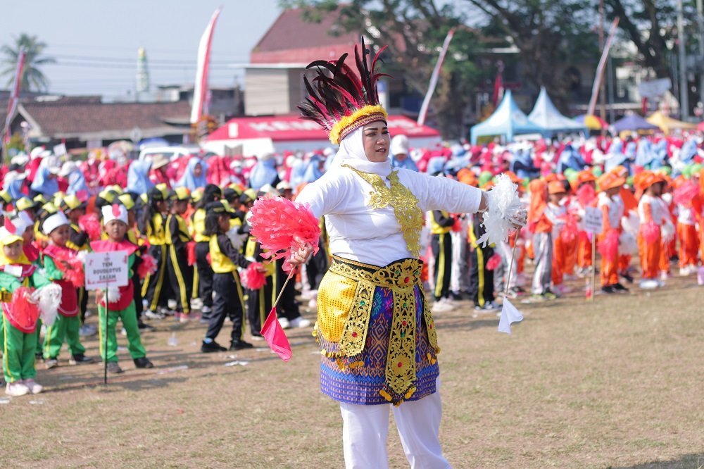 Gebyar Tari Massal IGTKI-PGRI Jabung, 3.500 Peserta Meriahkan HUT ke-80 RI