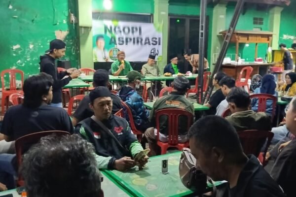 PKB Kota Malang Tampung Aspirasi Warga Lewat "Ngopi Aspirasi" di Pasar Bareng