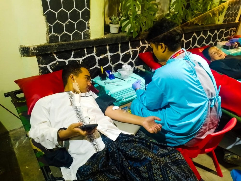 Donor darah di Omah Mantri