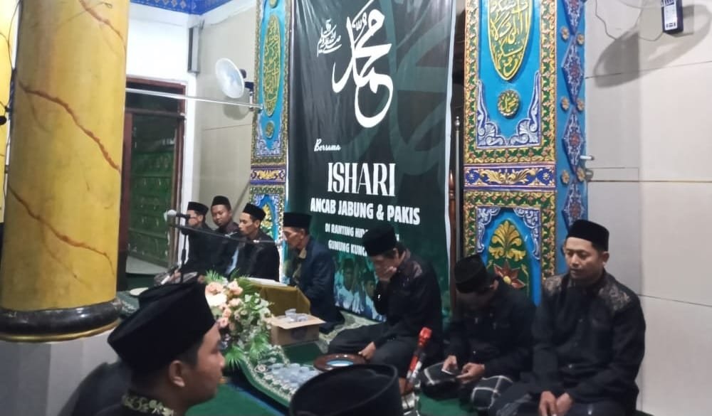 Perayaan Maulid Nabi di Masjid Hidayatulloh Gunung Kunci Jabung