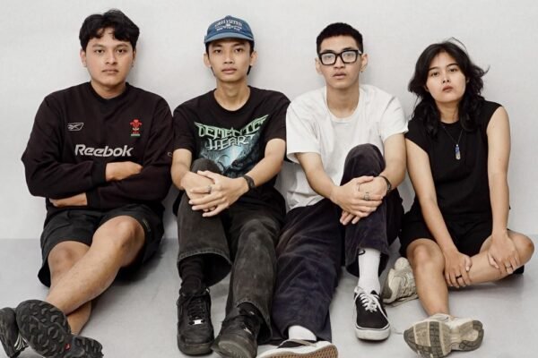 Nevenue Rilis Debut Single ‘Endless Goodbye’