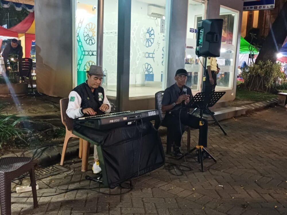 Tutup Hangat Bazar Permata Jingga