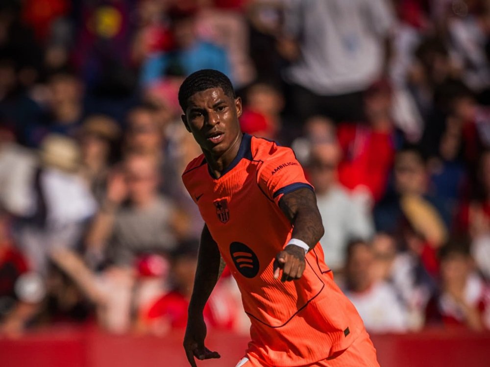 Barcelona Remuk di Tangan Sevilla, Takluk 1-4 di Ramon Sanchez Pizjuan