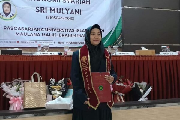 Dr. Sri Mulyani Kembangkan Model Loyalitas Islam untuk Bank Syariah