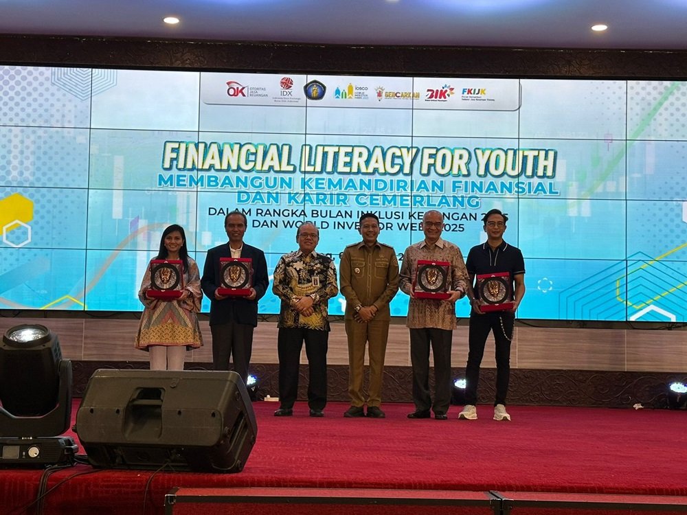 Seminar Nasional Financial Literacy for Youth UB, Mahasiswa Malang Siap Capai Kemandirian Finansial