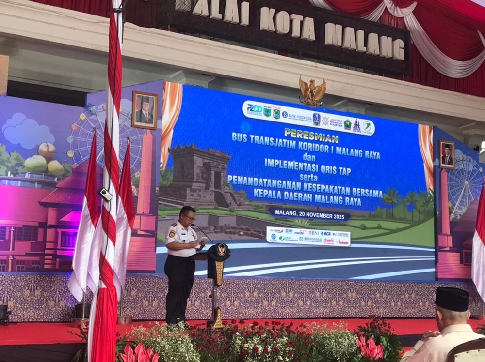 Gubernur Khofifah Resmikan Bus Trans Jatim “Gajayana” di Malang, Hadirkan Transportasi Aman dan Nyaman