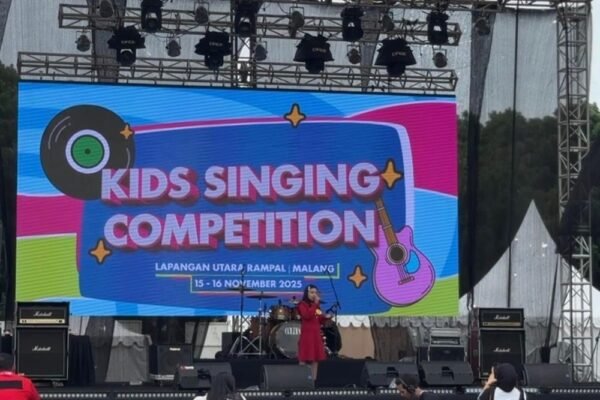 MyPertamina WikenFES Hadir di Malang, Kerahkan Sembako dan 500 Pasang Sepatu Sekolah Untuk Masyarakat