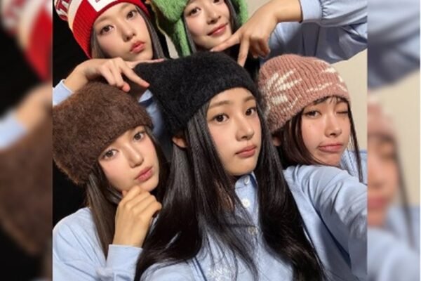 NewJeans Resmi Bersatu Lagi, Seluruh Member Lanjutkan Aktivitas di ADOR