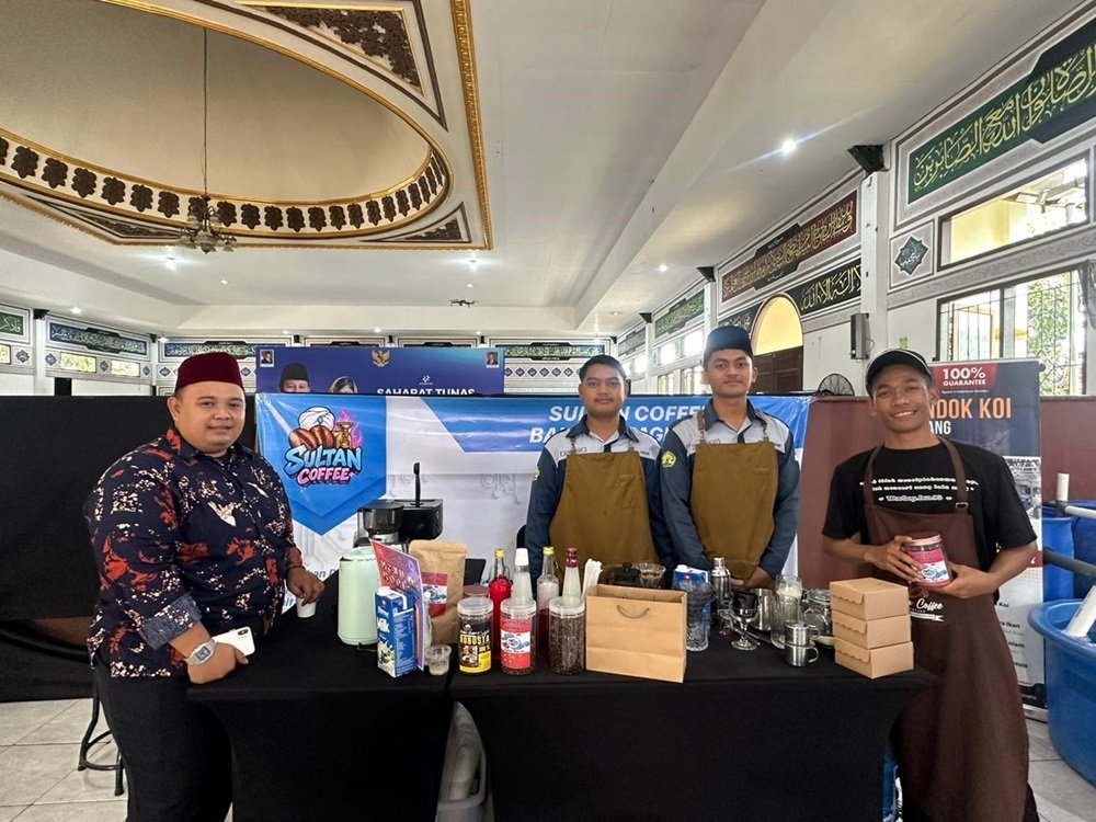 Kewirausahaan Ponpes Bahrul Maghfiroh, Sultan Coffee Didik Santri Jadi Wirausahawan