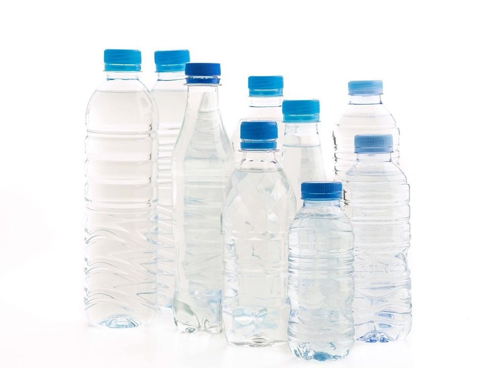 Minum Air Mineral Setiap Hari, Benarkah Sudah Memenuhi Kebutuhan Mineral Harian Tubuh?