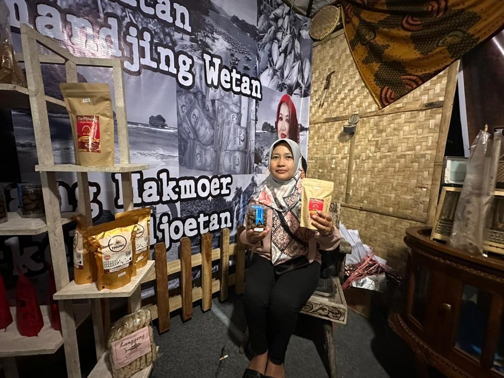 Produk Lokal Sumbermanjing Wetan Curi Perhatian Masyarakat Festival Kepandjen Djaman Mbiyen