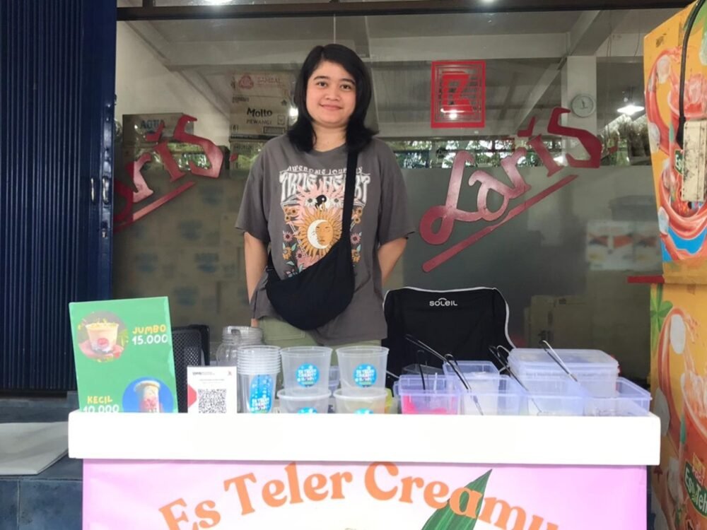 Es Teler Bu Win Mengeluh Sepi Pembeli, UMKM Es Teler Malang Viral Setelah Posting di X
