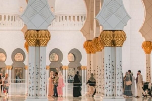 Bolehkah Tidur di Masjid? Ini Penjelasan Fiqh dan Sejarah Rasulullah SAW