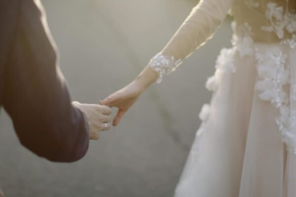 Quarter Life Crisis dan Tekanan Pernikahan, Ini Cara Mengatasinya