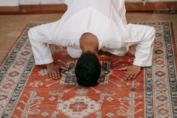 Bolehkan Shalat di Venue Konser